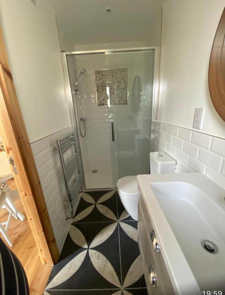 City Central Quiet Garden Apartment With Free Parking Inverness Kültér fotó
