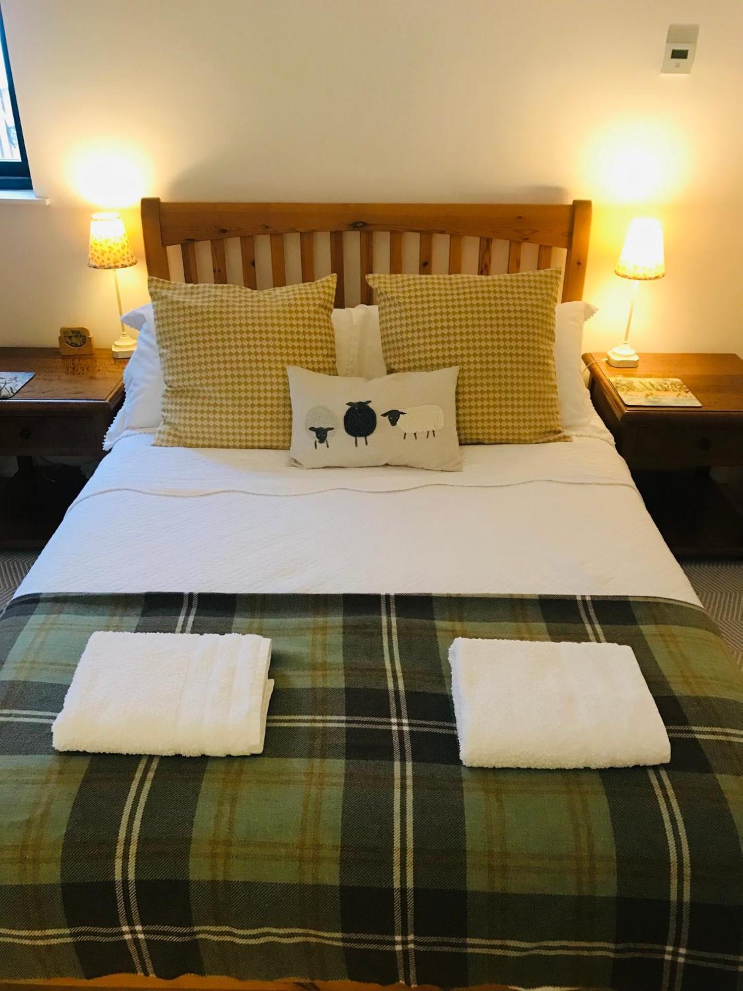 City Central Quiet Garden Apartment With Free Parking Inverness Kültér fotó