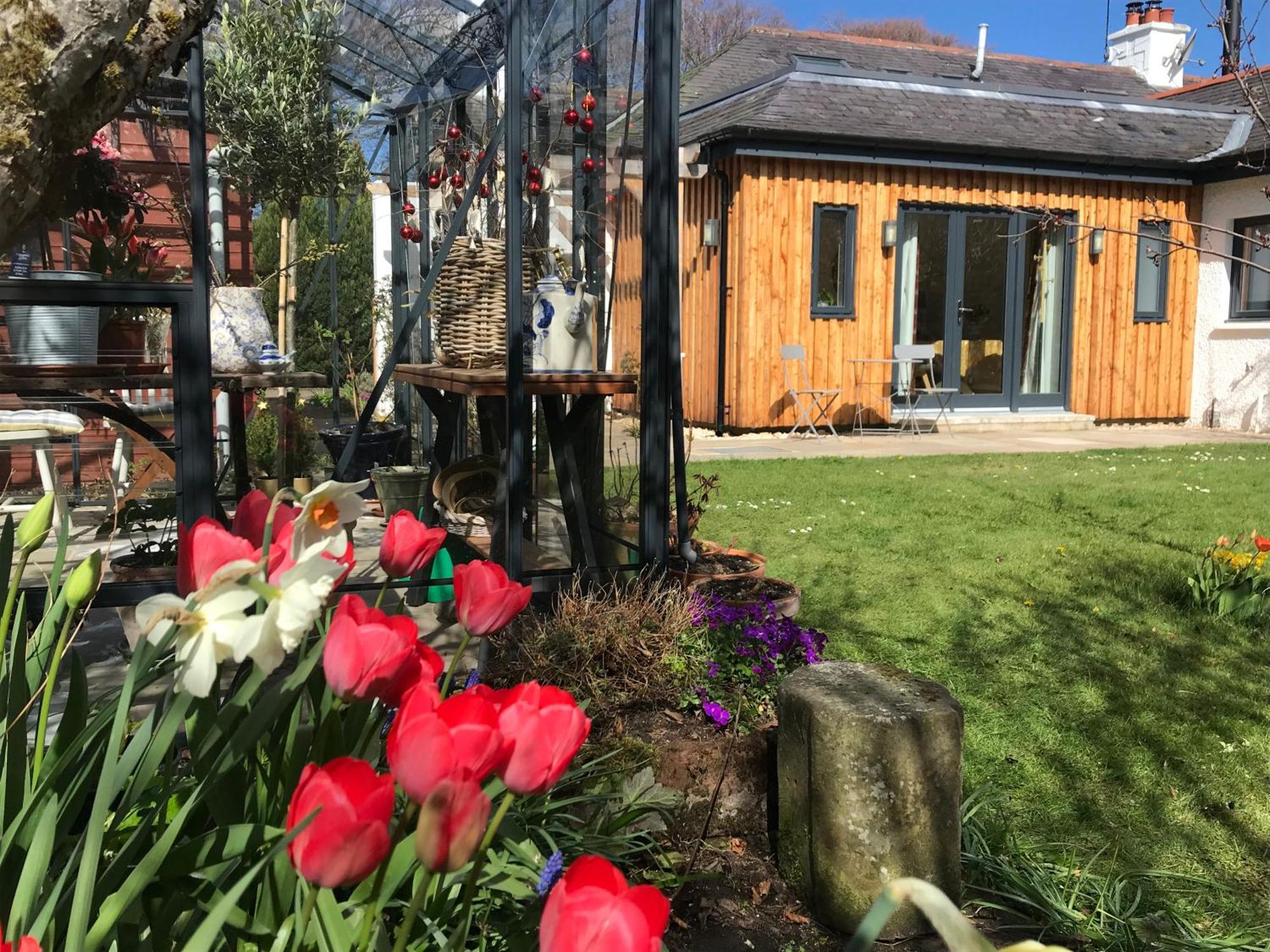 City Central Quiet Garden Apartment With Free Parking Inverness Kültér fotó